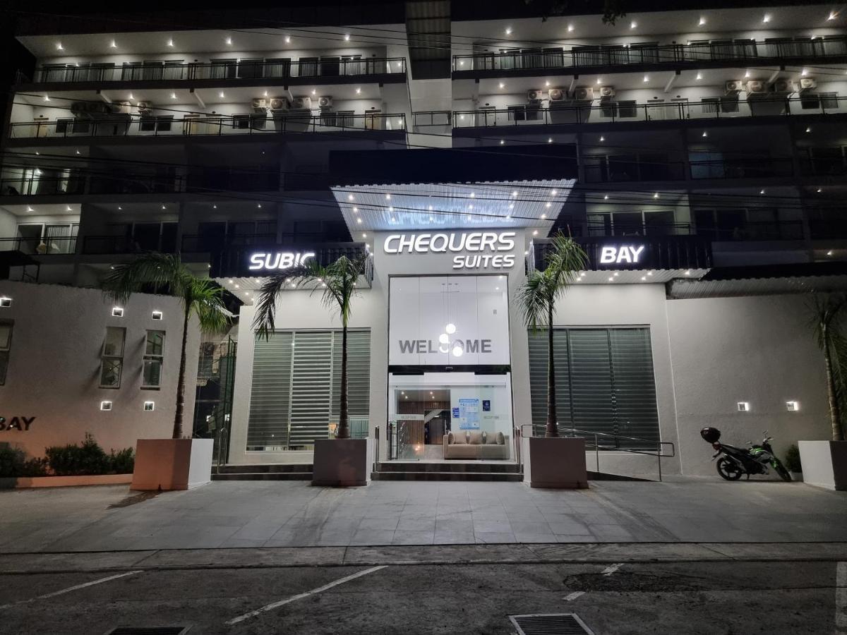 Chequers Suites Subic Bay Olongapo Eksteriør billede