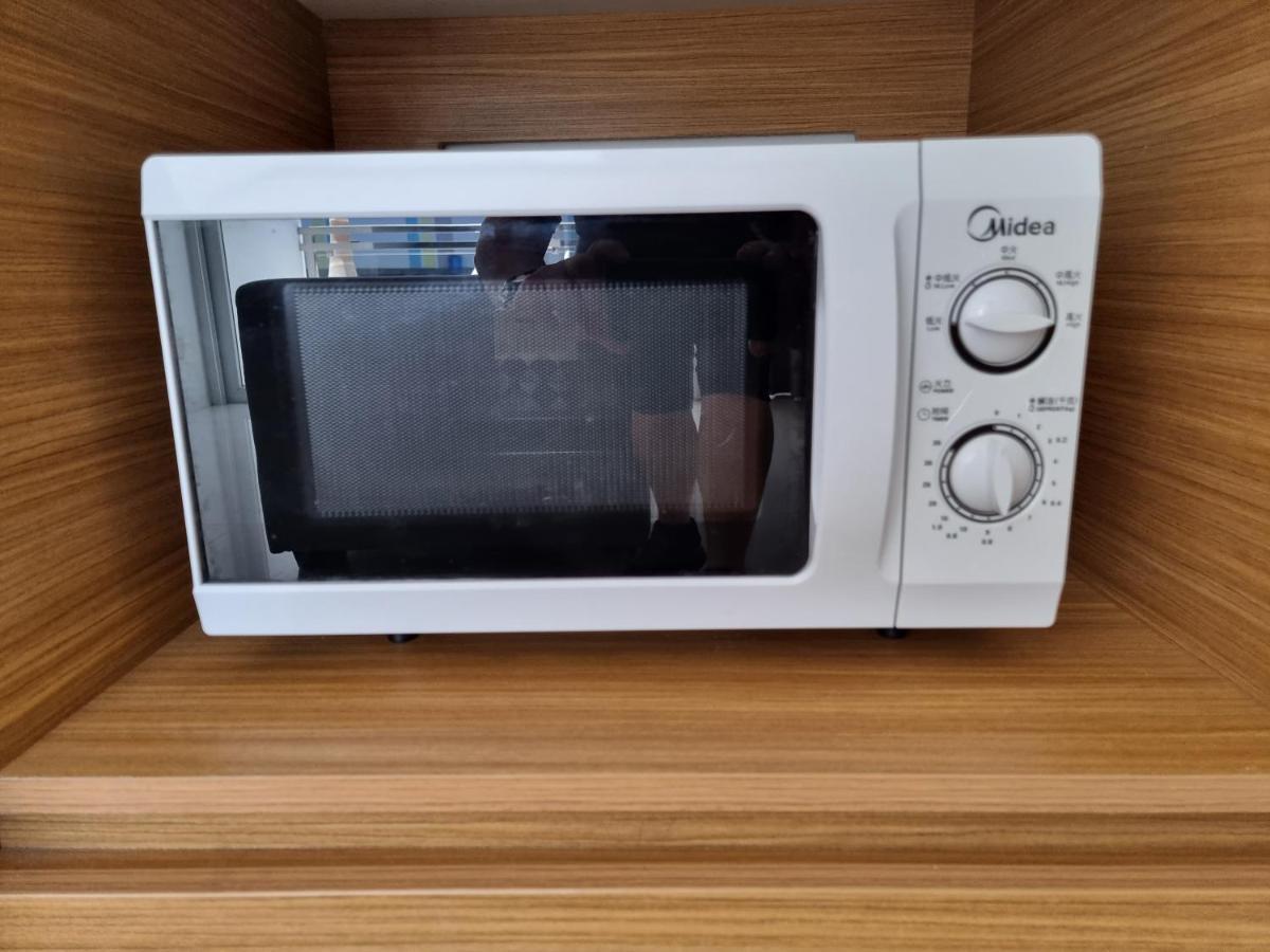 Chequers Suites Subic Bay Olongapo Eksteriør billede