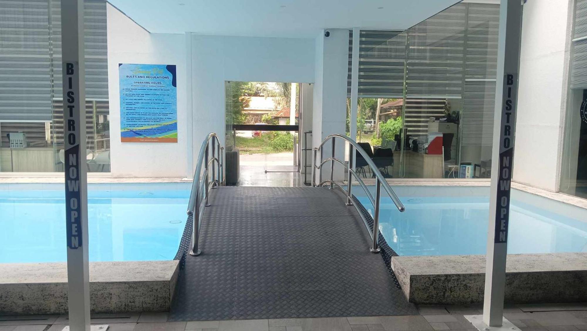 Chequers Suites Subic Bay Olongapo Eksteriør billede