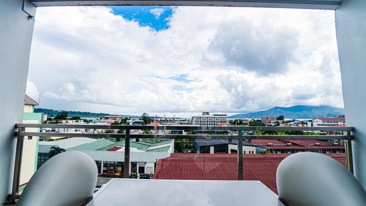 Chequers Suites Subic Bay Olongapo Eksteriør billede