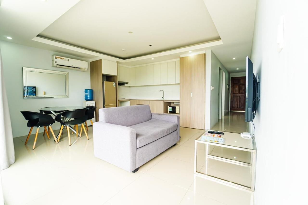 Chequers Suites Subic Bay Olongapo Eksteriør billede